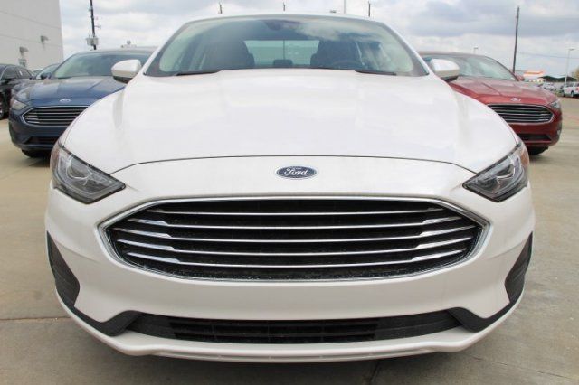  2019 Ford Fusion Hybrid SE For Sale Specifications, Price and Images