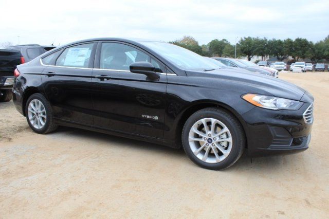  2019 Ford Fusion Hybrid SE For Sale Specifications, Price and Images