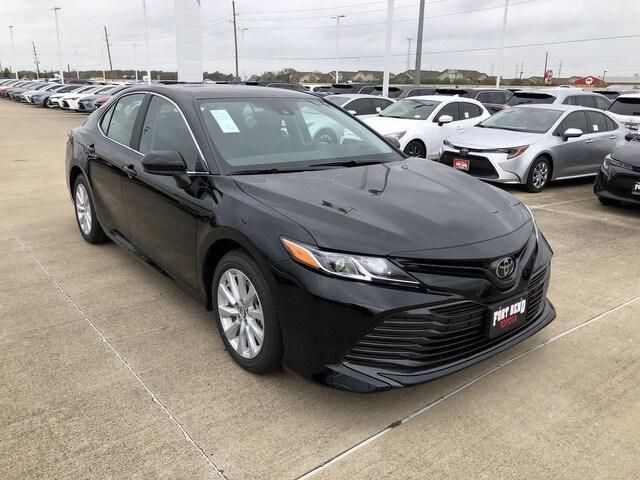  2020 Toyota Camry LE For Sale Specifications, Price and Images