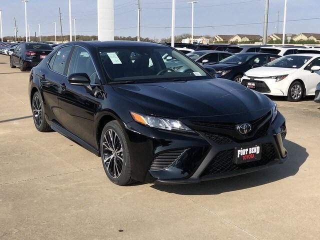  2020 Toyota Camry SE For Sale Specifications, Price and Images