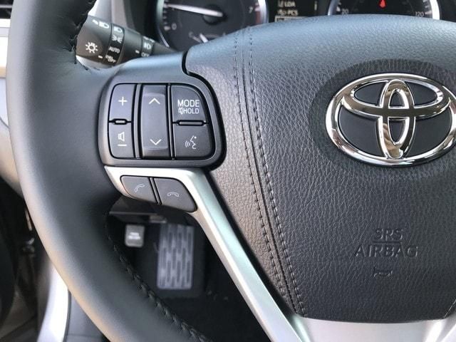  2019 Toyota Highlander XLE For Sale Specifications, Price and Images