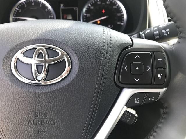  2019 Toyota Highlander XLE For Sale Specifications, Price and Images