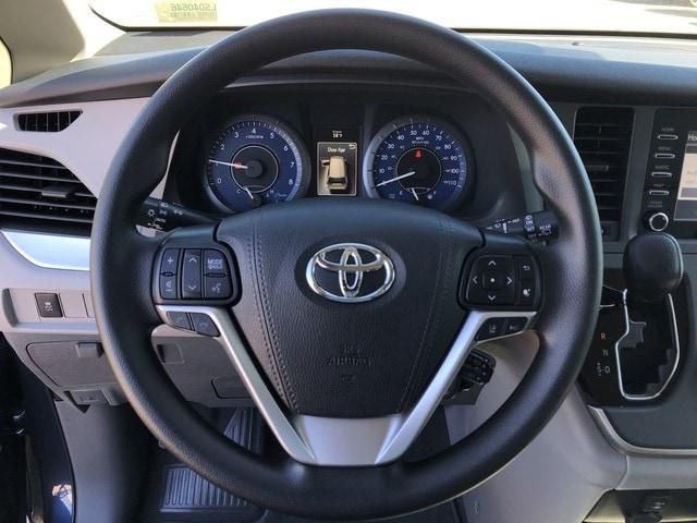  2020 Toyota Sienna L