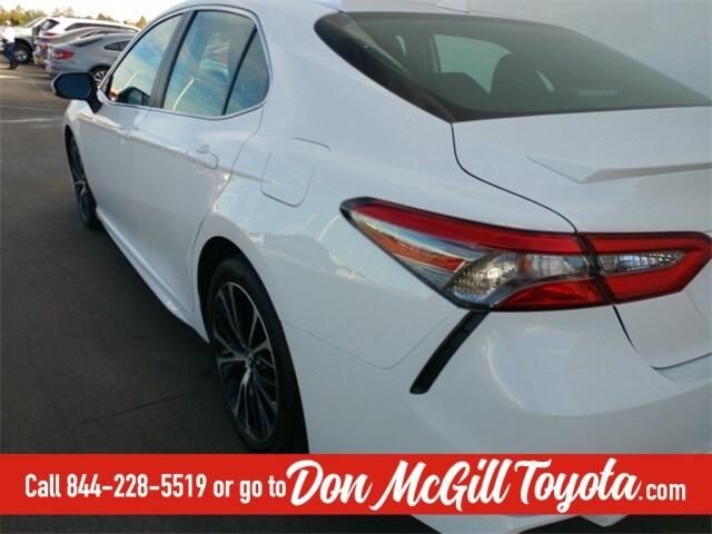 Certified 2019 Toyota Camry SE For Sale Specifications, Price and Images