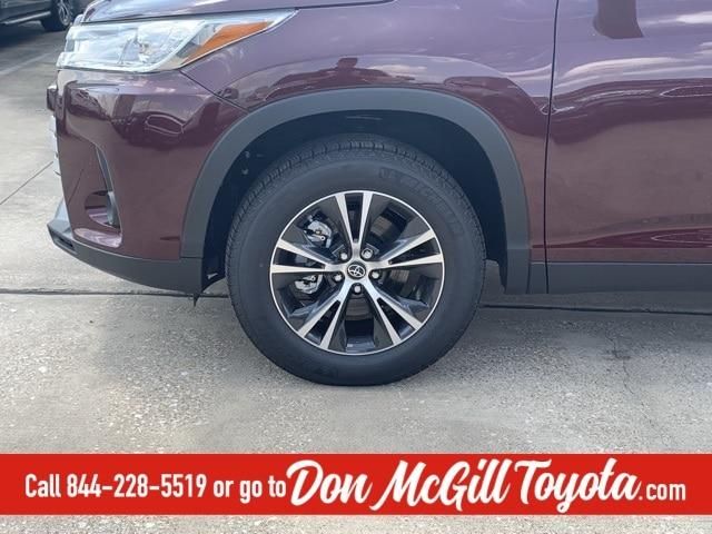  2019 Toyota Highlander LE I4 For Sale Specifications, Price and Images