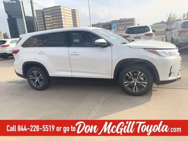  2019 Toyota Highlander LE I4 For Sale Specifications, Price and Images