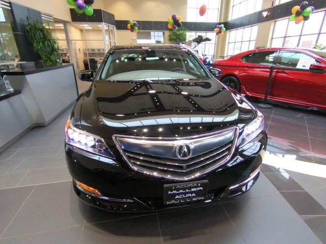  2017 Acura RLX Advance Package