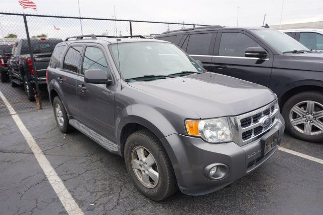  2009 Ford Escape XLT For Sale Specifications, Price and Images