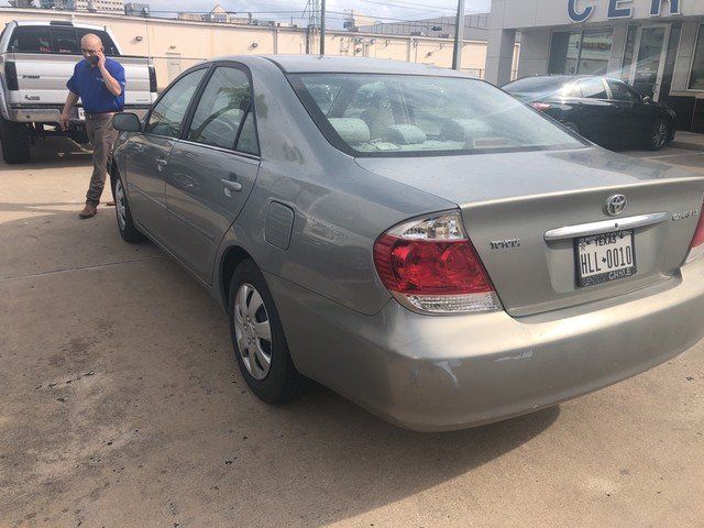  2006 Toyota Camry LE