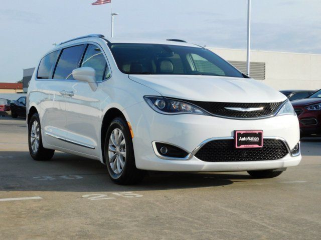  2019 Chrysler Pacifica Touring L For Sale Specifications, Price and Images