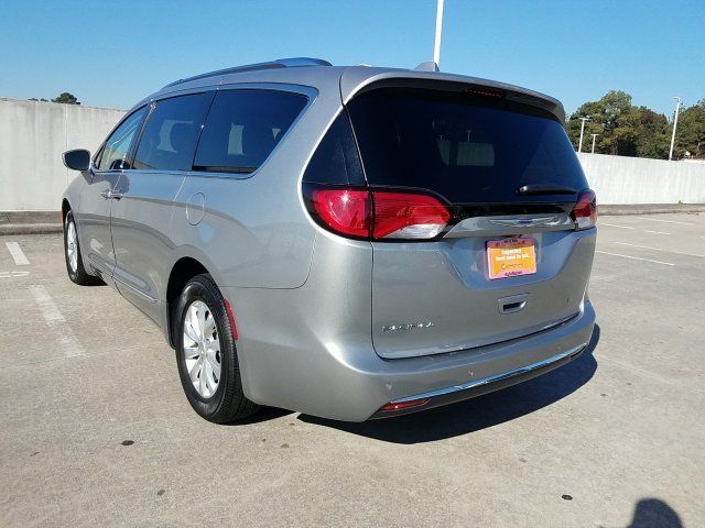 Certified 2019 Chrysler Pacifica Touring L For Sale Specifications, Price and Images