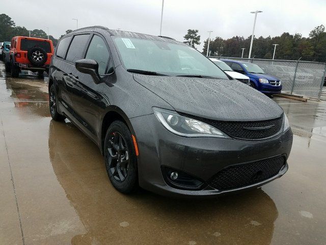  2020 Chrysler Pacifica Touring L Plus For Sale Specifications, Price and Images