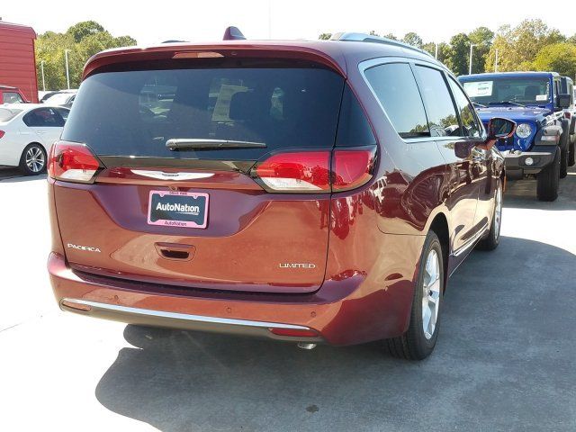  2020 Chrysler Pacifica Limited