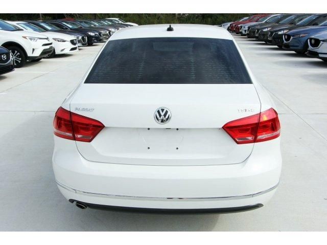 2015 Volkswagen Passat 1.8T Auto SE w/Sunroof & Nav For Sale Specifications, Price and Images
