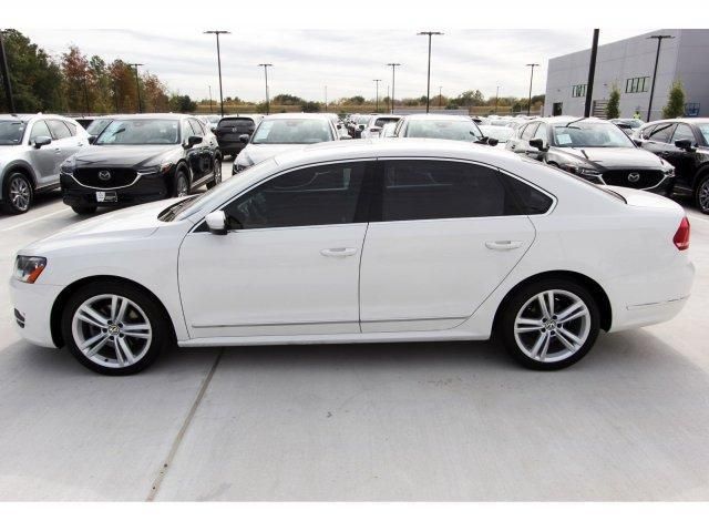 2015 Volkswagen Passat 1.8T Auto SE w/Sunroof & Nav For Sale Specifications, Price and Images
