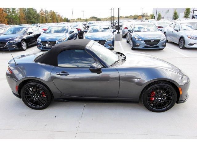  2019 Mazda MX-5 Miata Club For Sale Specifications, Price and Images
