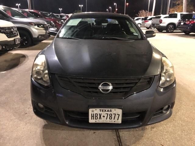  2010 Nissan Altima 3.5 SR For Sale Specifications, Price and Images