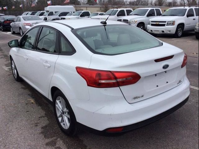  2015 Ford Focus SE For Sale Specifications, Price and Images