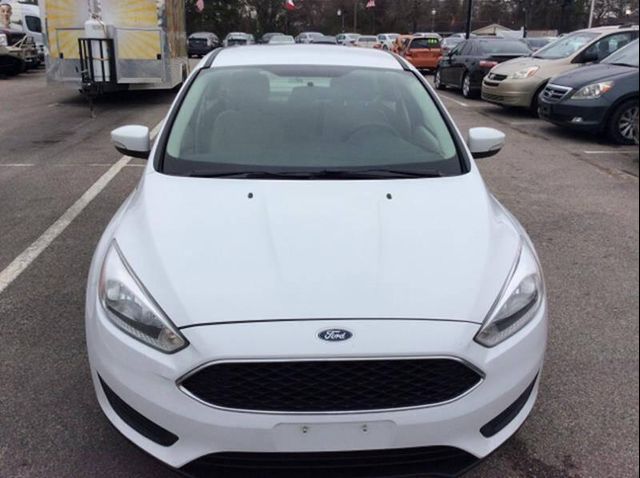  2015 Ford Focus SE For Sale Specifications, Price and Images