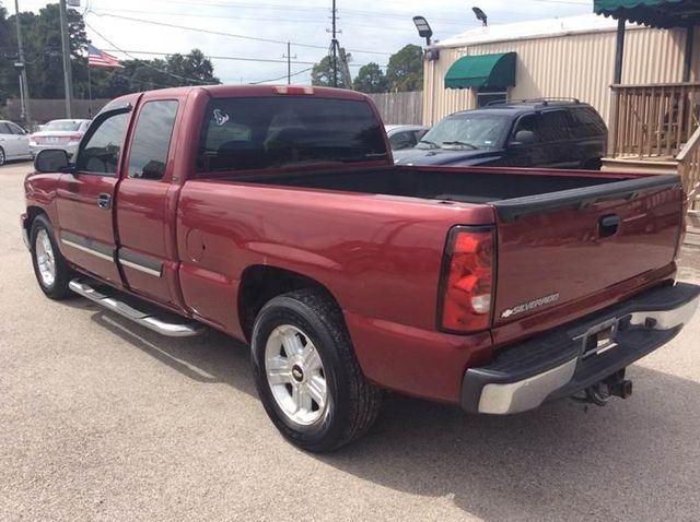  2007 Chevrolet Silverado 1500 LS Extended Cab For Sale Specifications, Price and Images