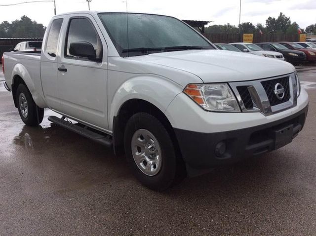  2010 Nissan Frontier XE For Sale Specifications, Price and Images