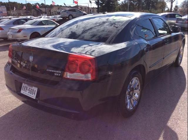  2010 Dodge Charger SXT For Sale Specifications, Price and Images