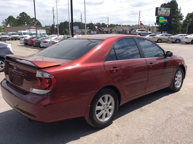  2004 Toyota Camry XLE For Sale Specifications, Price and Images