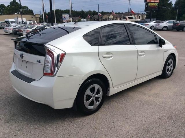  2014 Toyota Prius Four For Sale Specifications, Price and Images