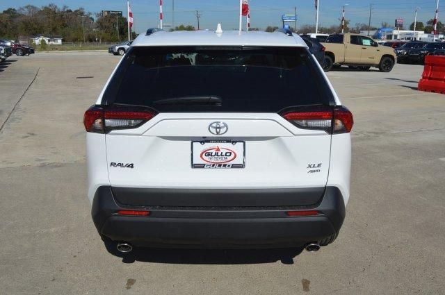  2020 Toyota RAV4 XLE For Sale Specifications, Price and Images