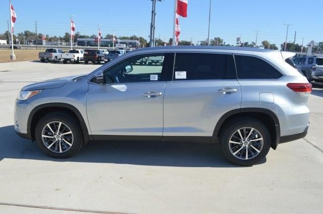  2019 Toyota Highlander XLE For Sale Specifications, Price and Images