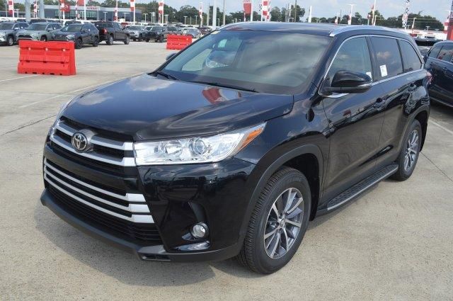  2019 Toyota Highlander XLE For Sale Specifications, Price and Images