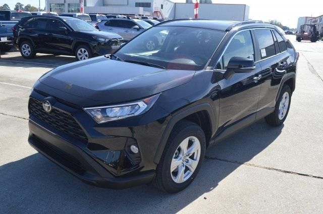  2019 Toyota RAV4 XLE For Sale Specifications, Price and Images