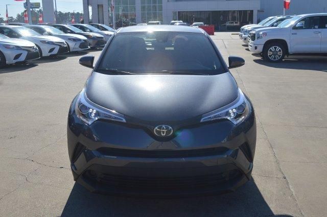  2019 Toyota C-HR LE For Sale Specifications, Price and Images
