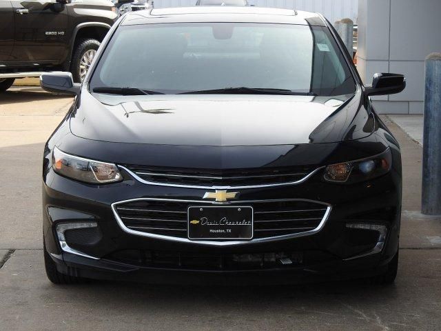  2017 Chevrolet Malibu 1LT For Sale Specifications, Price and Images