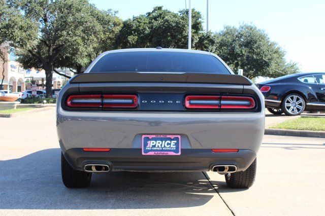  2019 Dodge Challenger SXT For Sale Specifications, Price and Images