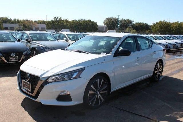  2020 Nissan Altima 2.5 SR For Sale Specifications, Price and Images