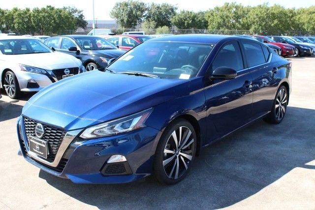  2020 Nissan Altima 2.5 SR For Sale Specifications, Price and Images