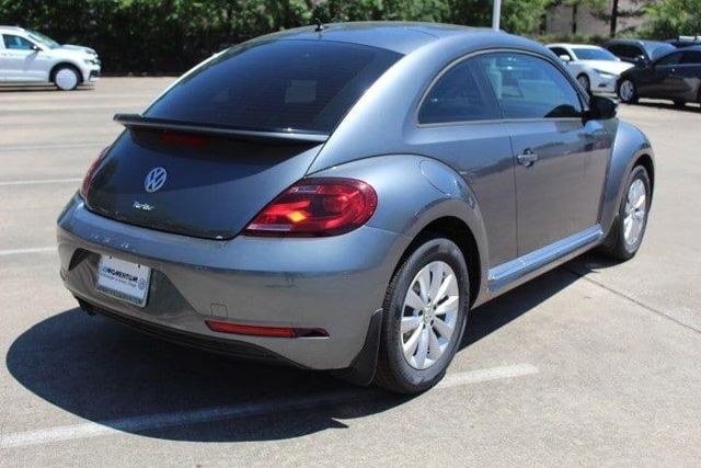  2019 Volkswagen Beetle 2.0T S