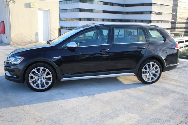  2019 Volkswagen Golf Alltrack TSI SEL For Sale Specifications, Price and Images