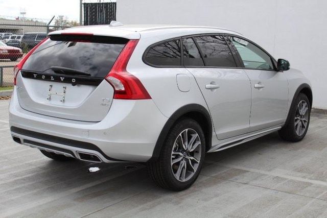  2018 Volvo V60 Cross Country T5 For Sale Specifications, Price and Images
