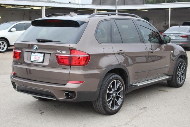  2012 BMW X5 xDrive35i Premium For Sale Specifications, Price and Images