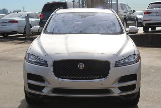  2017 Jaguar F-PACE 35t Prestige For Sale Specifications, Price and Images
