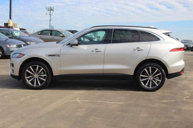  2017 Jaguar F-PACE 35t Prestige For Sale Specifications, Price and Images