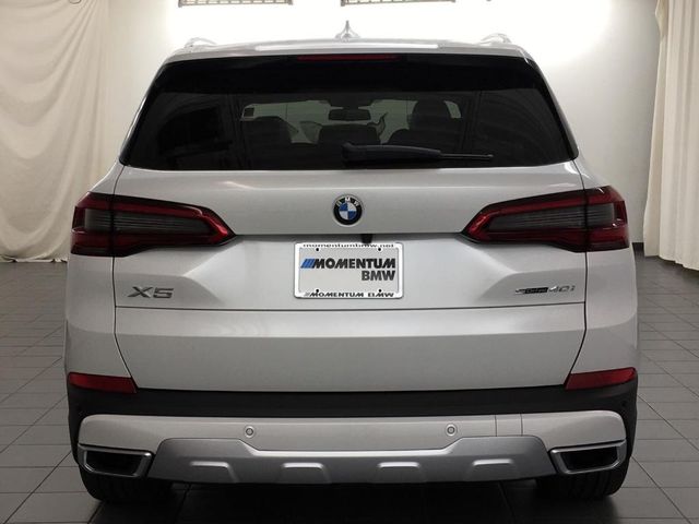  2020 BMW X5 sDrive40i For Sale Specifications, Price and Images