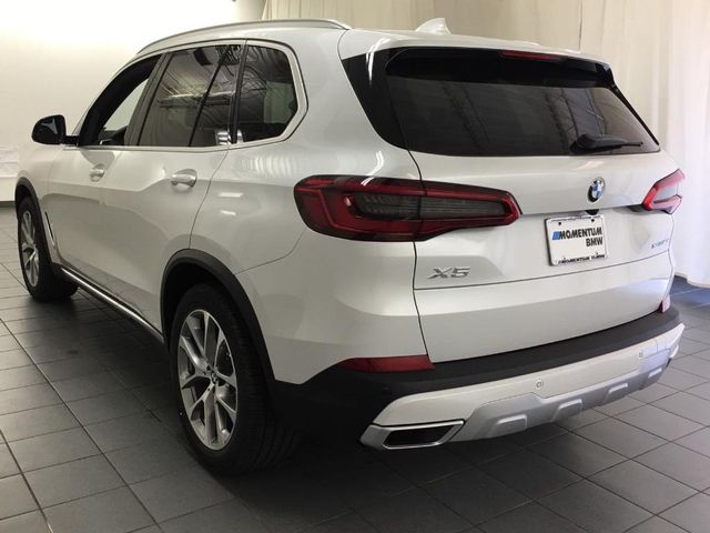  2020 BMW X5 sDrive40i For Sale Specifications, Price and Images