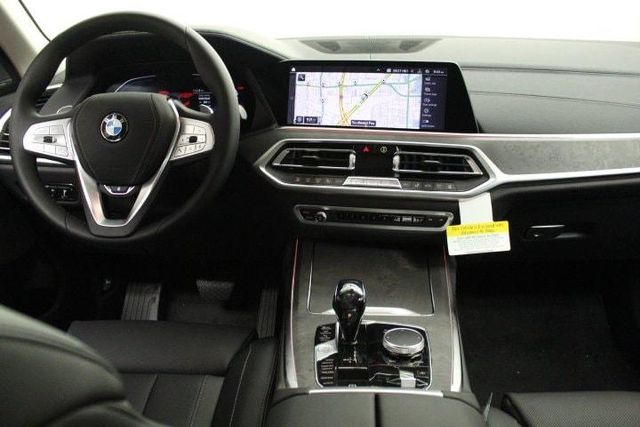  2020 BMW X7 xDrive40i For Sale Specifications, Price and Images