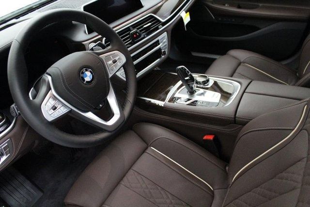  2020 BMW 750 i xDrive For Sale Specifications, Price and Images
