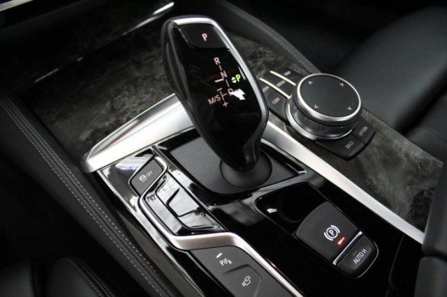  2019 BMW 540 i For Sale Specifications, Price and Images