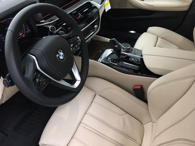  2020 BMW 530 i