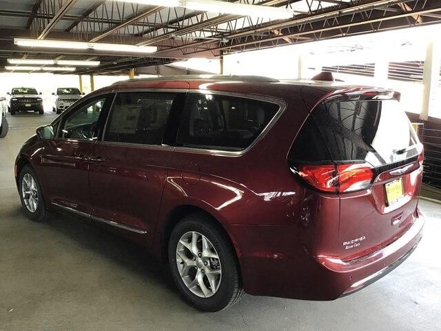  2019 Chrysler Pacifica Touring-L Plus For Sale Specifications, Price and Images